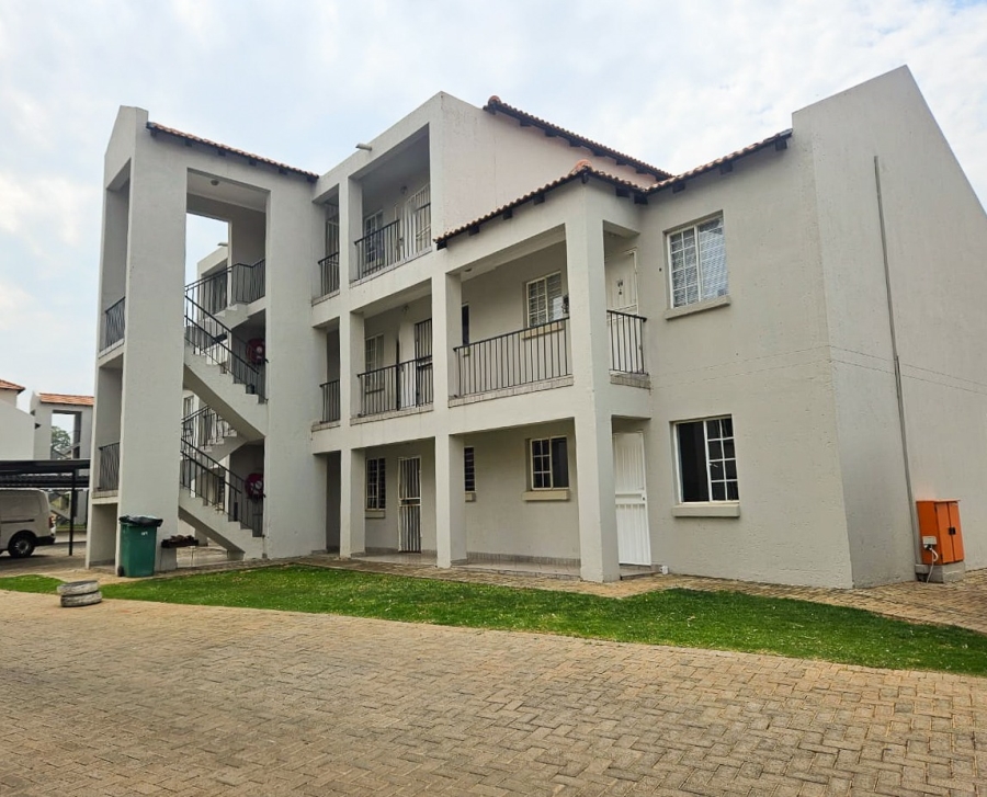 2 Bedroom Property for Sale in Waterberry Estate North West